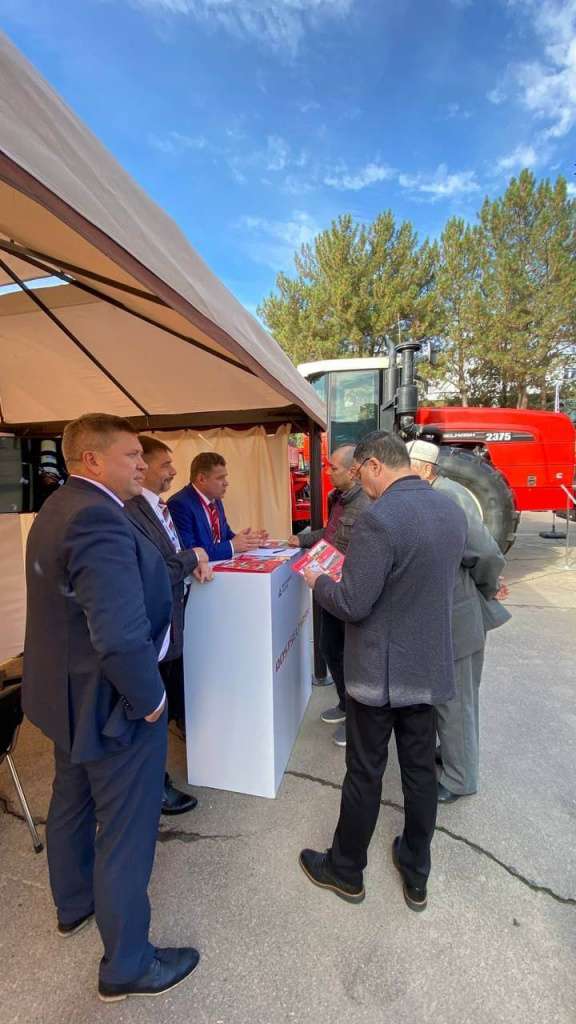 Ростсельмаш принял участие в международной выставке сельского хозяйства UzAgroExpo Ростсельмаш принял участие в международной выставке сельского хозяйства UzAgroExpo