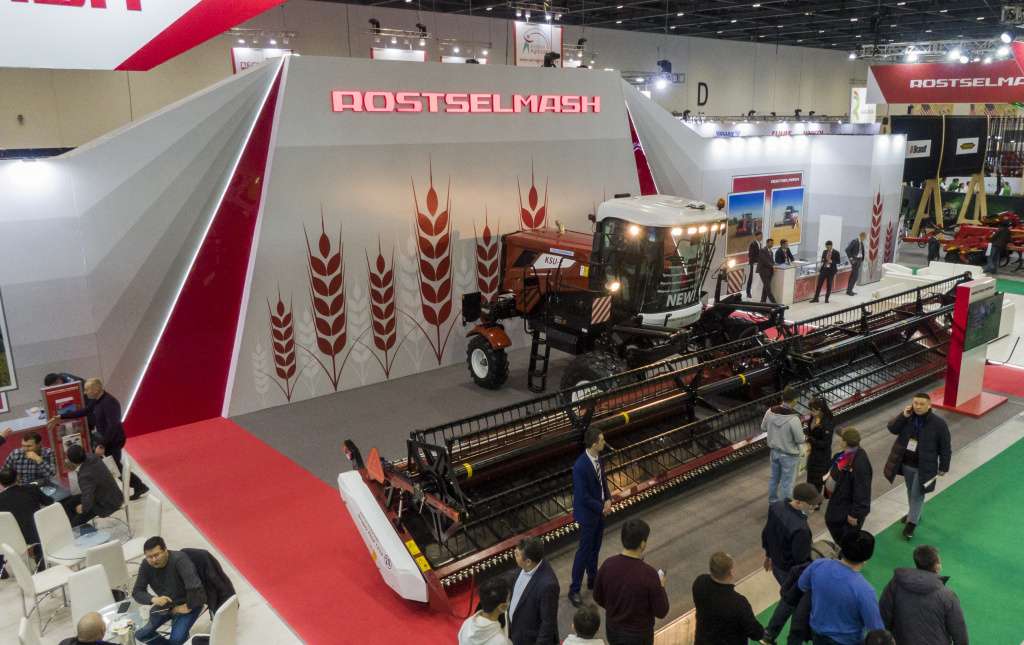 Ростсельмаш на выставке AgriTek 2022 в Казахстане Ростсельмаш на выставке AgriTek 2022 в Казахстане